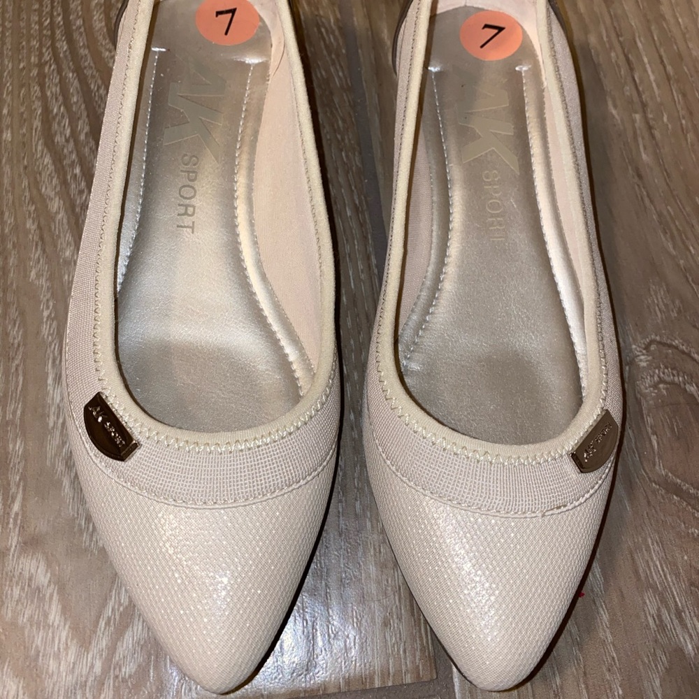 Cute flats